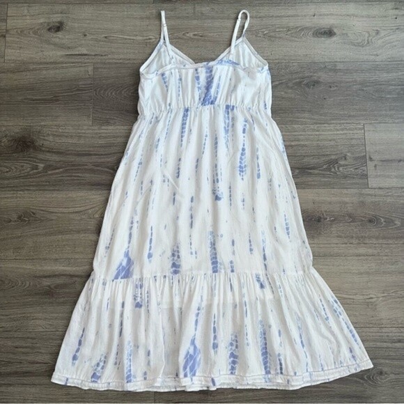 RAILS Delilah Midi Dress Cloud Tie Dye White & Blue Ruffle Hem Small *Tiny Flaw! - Picture 9 of 12
